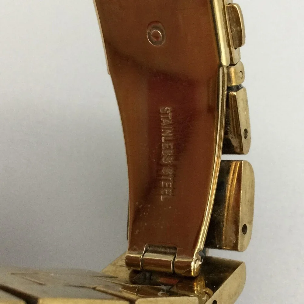 Marc By Marc Jacobs Womens Watch 37mm Gold Tone Chronograph New Battery 6.75